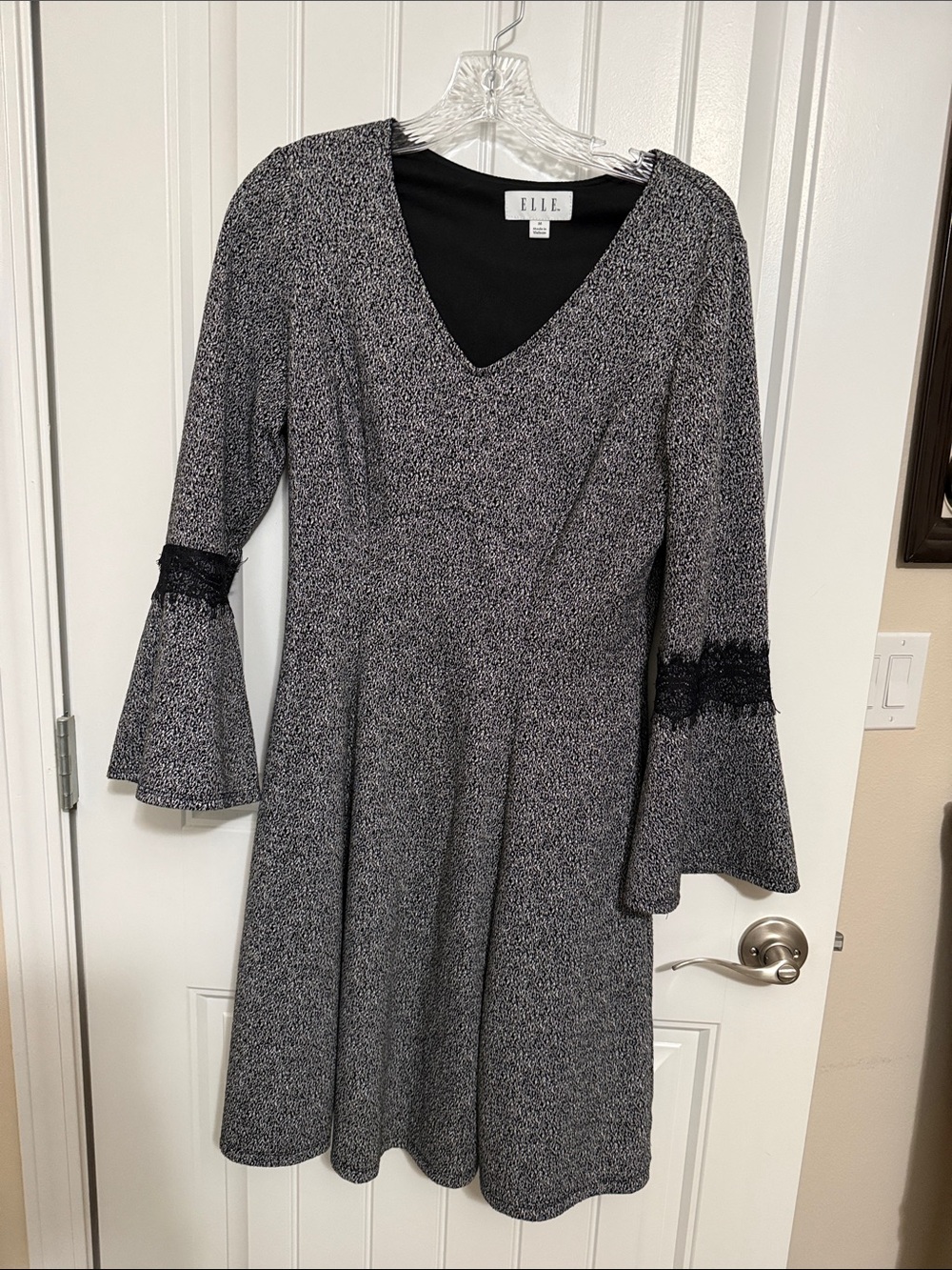 ELLE Black & White Speckled V-Neck Fit-and-Flare Dress with Lace Trim